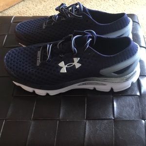 Under armor speed form shoes